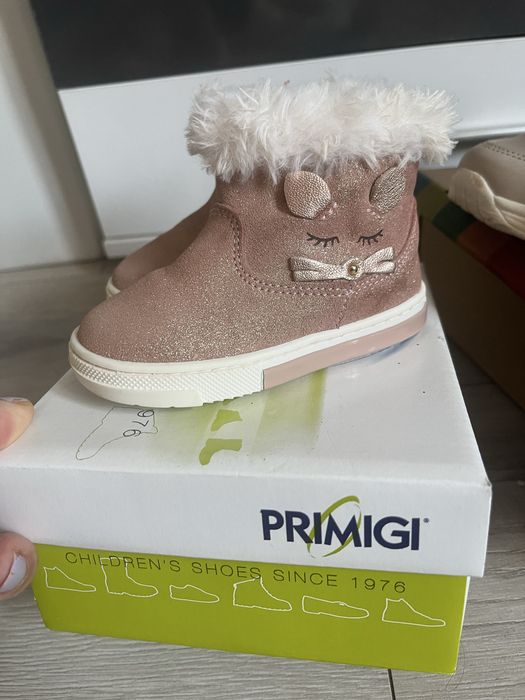 Ботуши Primigi 20 н за малка дама.