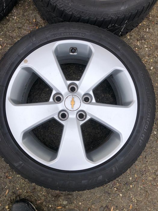 4бр. Алуминиеви джанти с гуми от CHEVROLET CRUZE 17 цола.