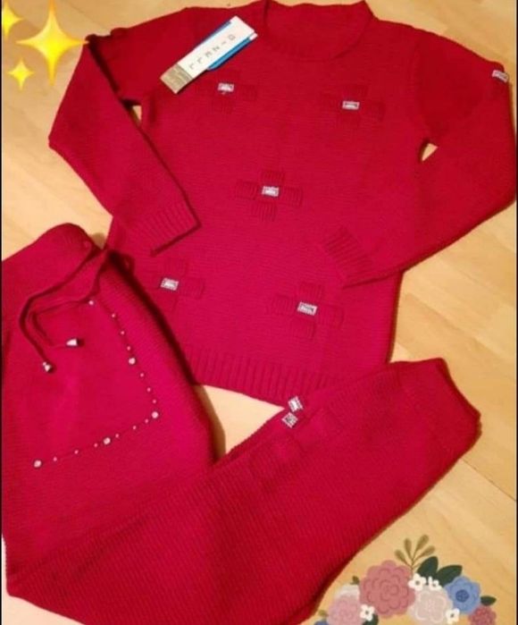 Compleuri dama, material tricotat,sezonul rece,insertii perlute