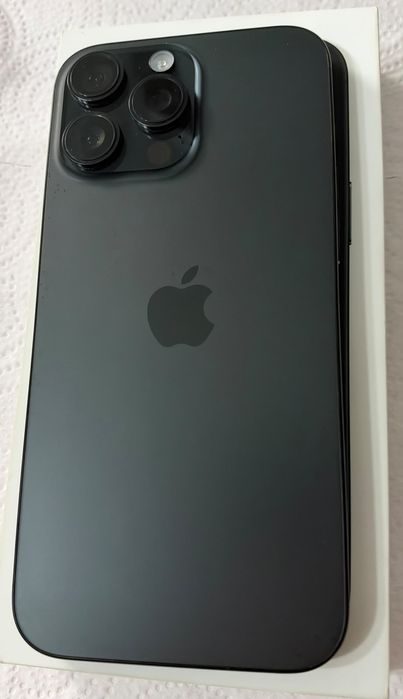 Продам iPhone 16 Pro Max 256 гб