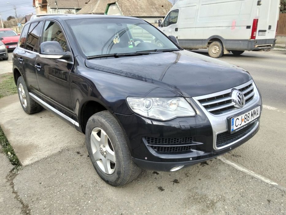 Vând vw Touareg  2008 automat 2.5