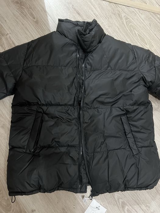 Куртка новая 2500т