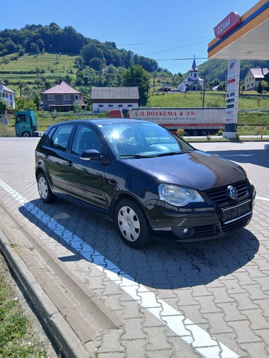 Vând  Volkswagen Polo 1.4 i