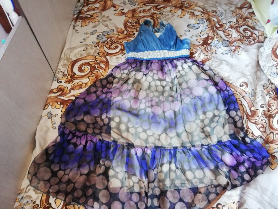 Праздничные наряды для маленьких принцесс.