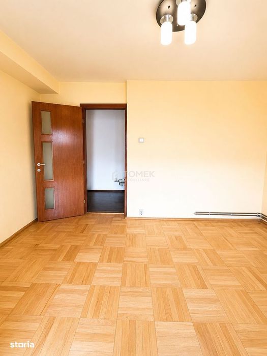 Apartament 4 camere suprafata mare zona Scriitorilor Brasov