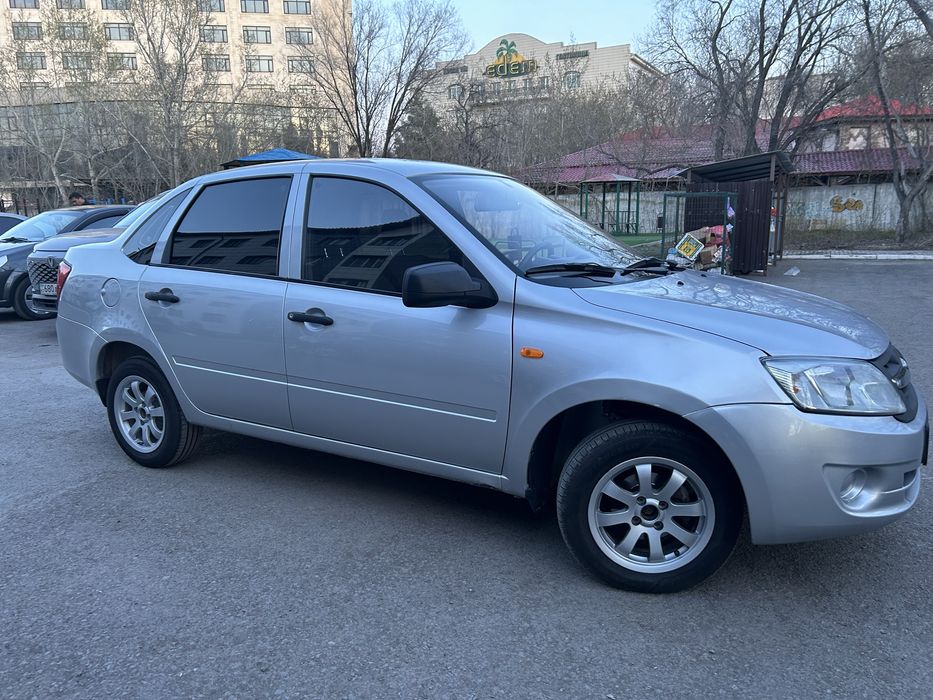 Лада гранта 2012