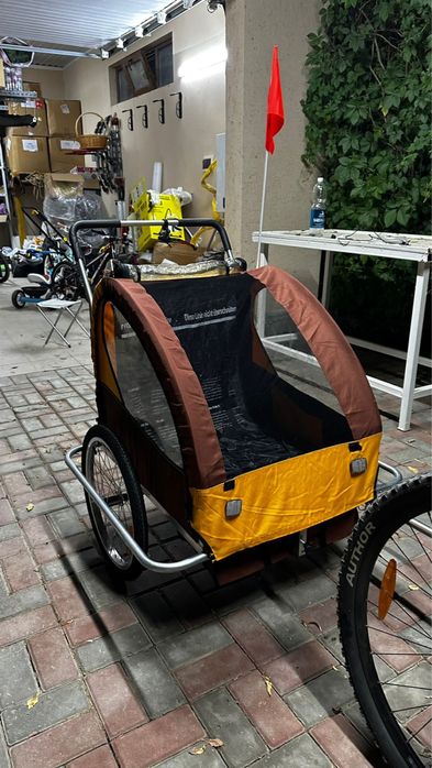 Коляска-велоприцеп