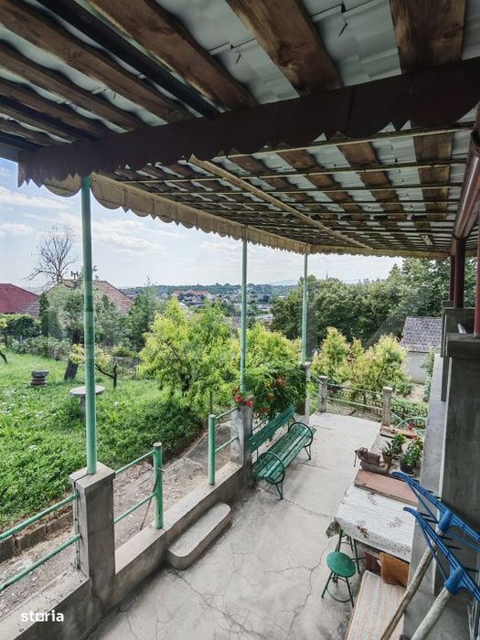 Casa de vazare, 175 mp, teren 6200 mp, exclusiviate, zona Centrala Tur