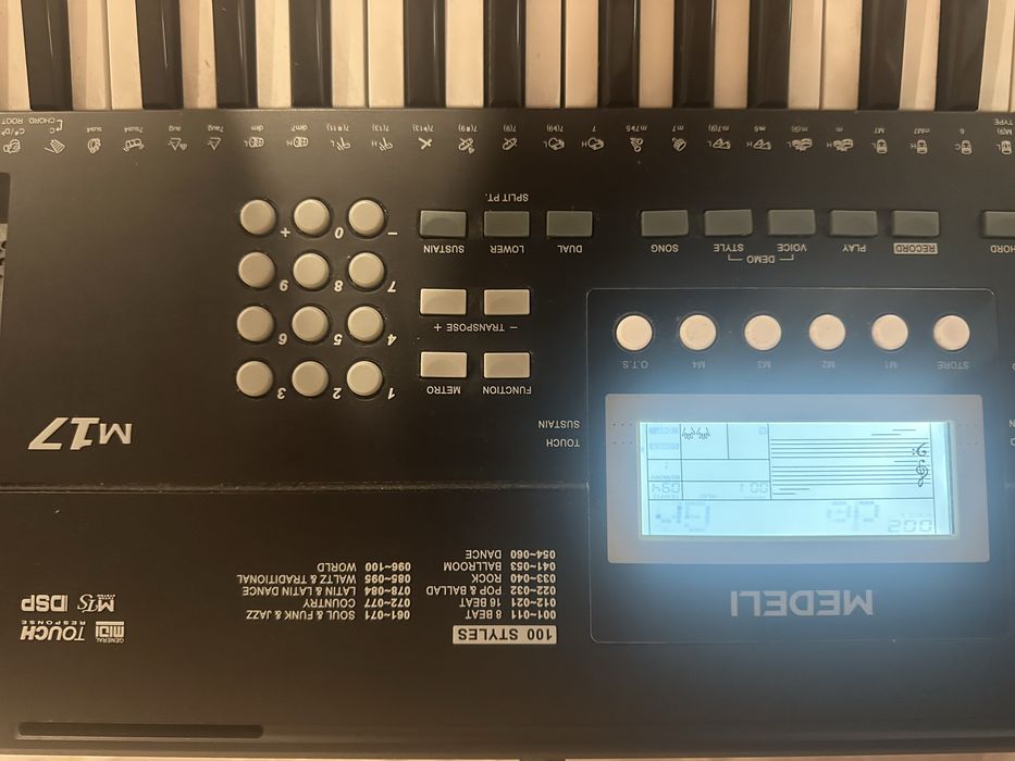 Синтезатор Medeli M17