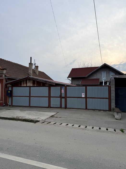Casă spațioasă în Oradea, Episcopia, Bihor, teren 762 mp