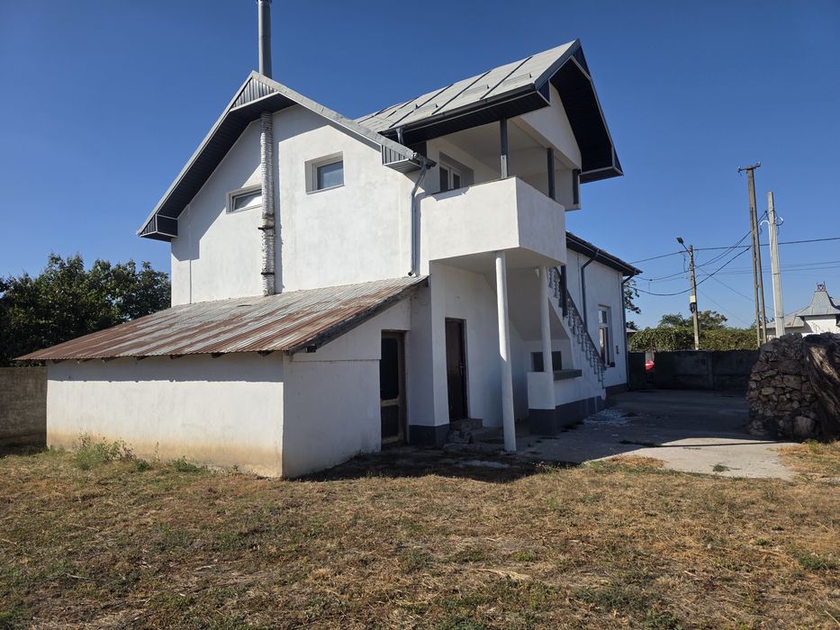 Proprietate comerciala / casa +teren