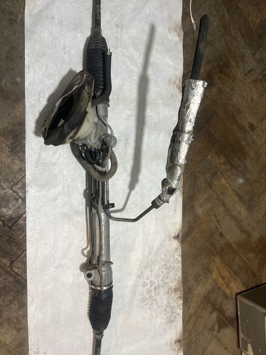 Ford Mondeo Mk III Casetă direcție 2001-2006