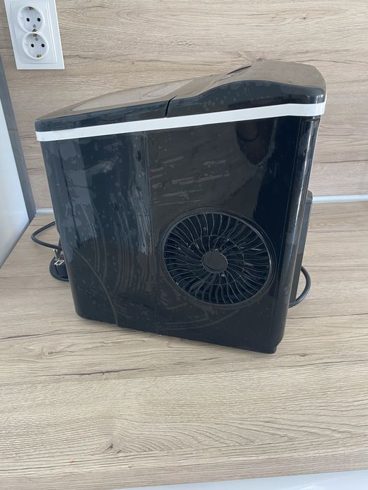 Машина за Лед(Ледарка)