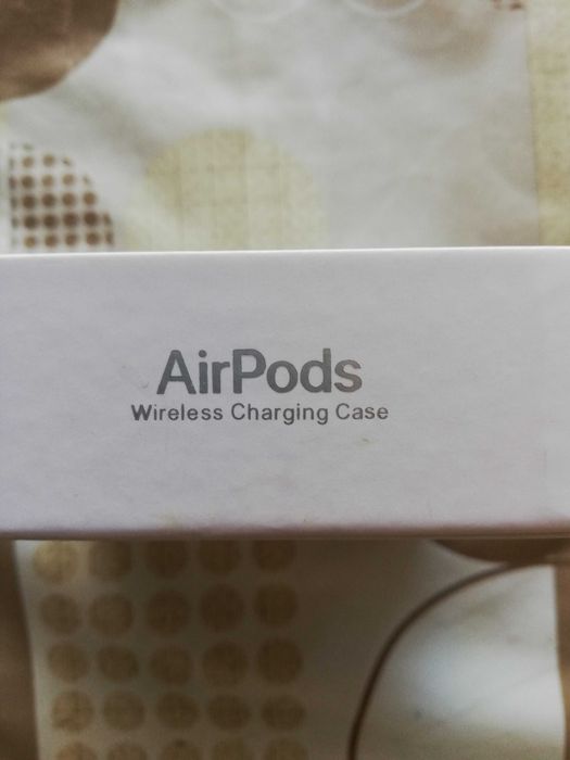 Продам новые AirPods2