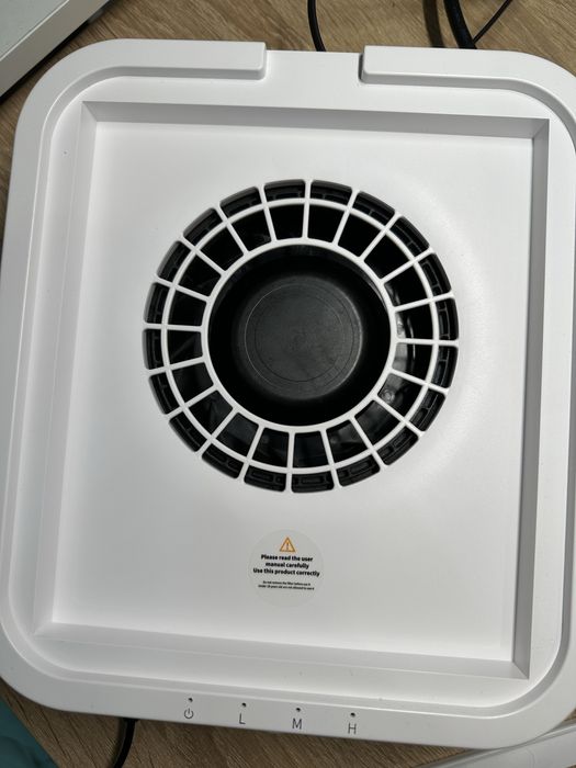 Пылесос / вытяжка для маникюра