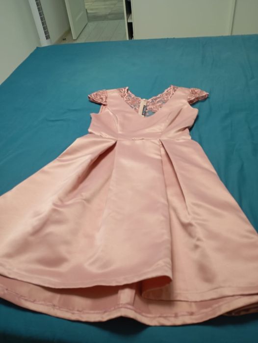 Rochie eleganta noua