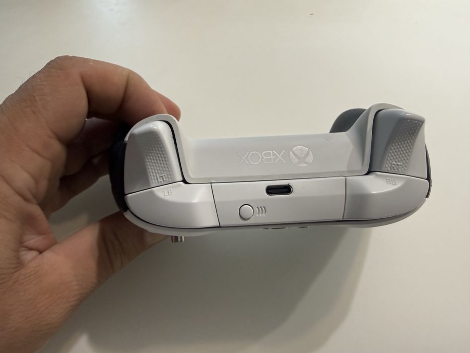 Controller Microsoft Xbox Elite Series 2 Core – White (DEFECT)