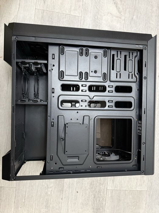Корпус для ПК (компьютера)