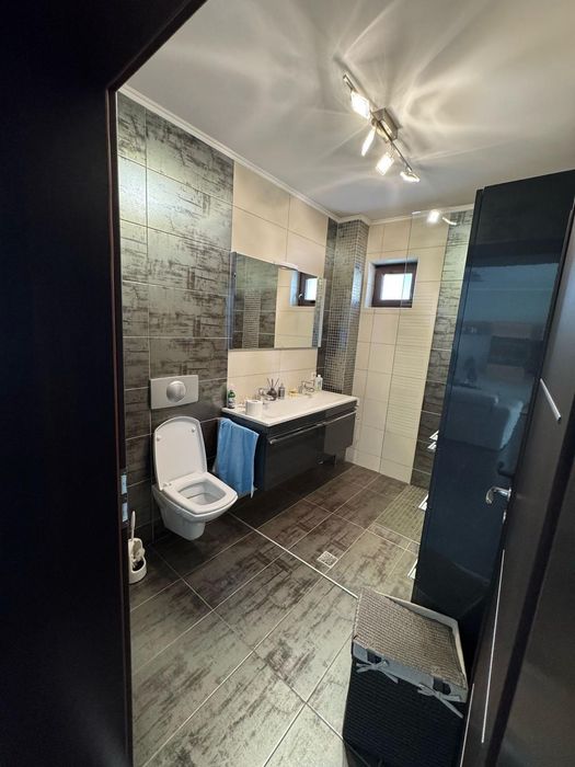 Vand Casa Moderna complet mobilata in Santandrei