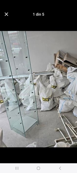 debarasare mobila veche , saltele , dulapuri, moluz

curatenie la bloc