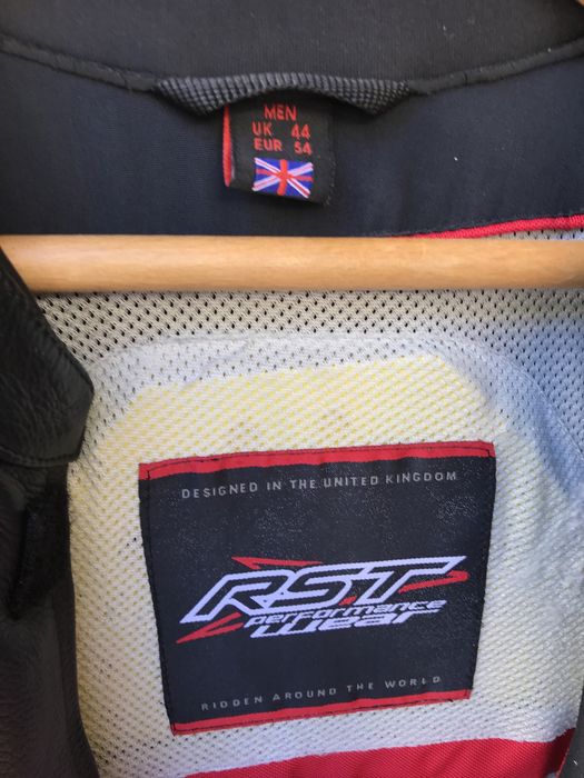 мото екип RST fusion