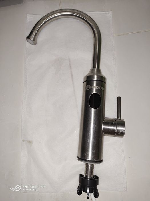 Продавам бойлер ELDOM  модел: 72268WN