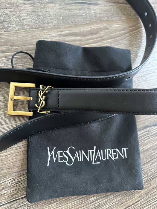 Curea Yves Saint Laurent
