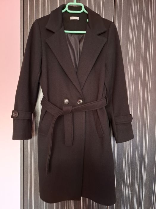 Елегантно дамско палто