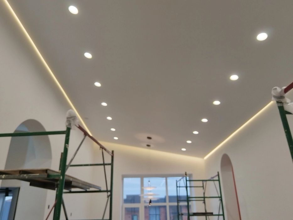 Натяжные потолки