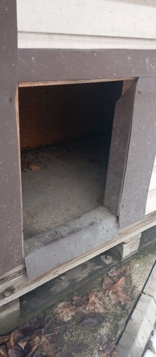 Будка для собак продам