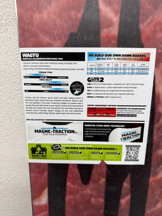 placa noua snowboard gnu wagyu L158cm