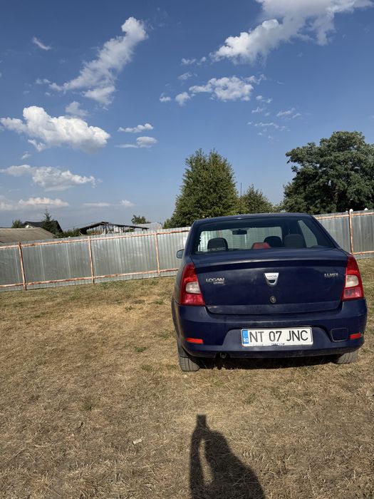 Vand Dacia Logan