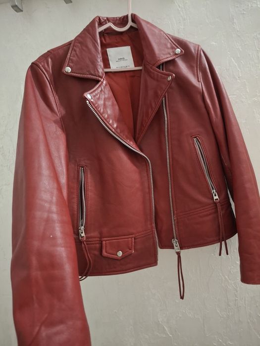 Кожанная куртка от манго