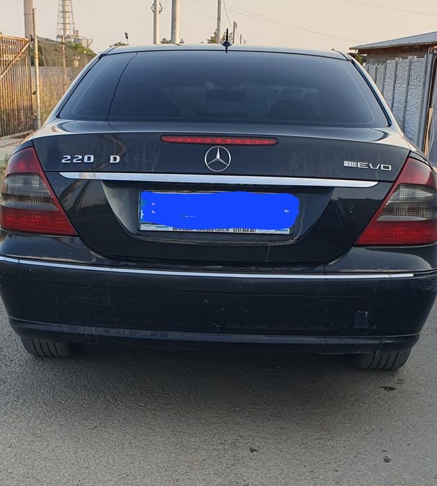 Dezmembrez Mercedes Eclass 2008 2.2 cdti