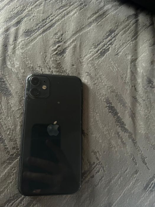 iPhone 11,в хорошем состоянии