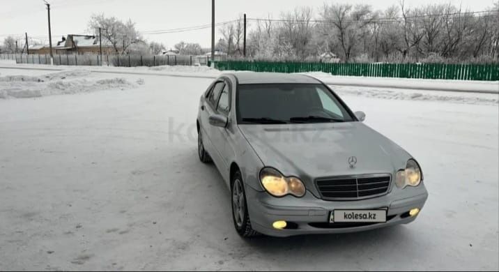 Mercedes benz c180