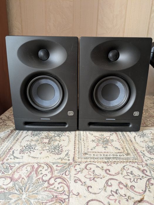 Студийные мониторы Eris Studio 4

Pre Sonus Eris Studio 4

Хорошо подх