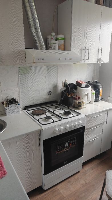 Продам квартиру трёхкомнатная.