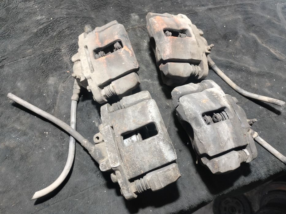 Тормозной суппорт ВАЗ Лада 2109,2110,2112,2114,2115 приора калина