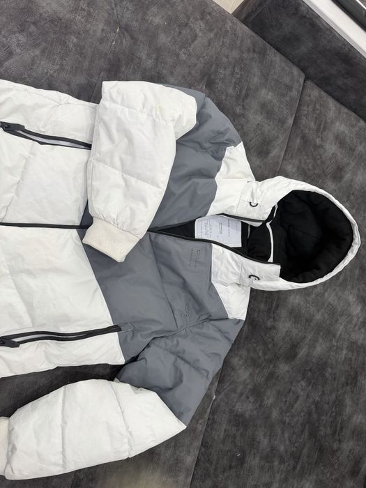 Зимняя куртка 44