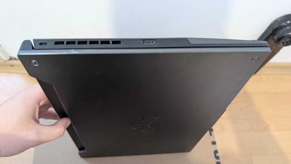 Геймърски лаптоп ASUS TUF F15 i7-12700H 1TB RTX 3050 32(2x16)gb 144hz