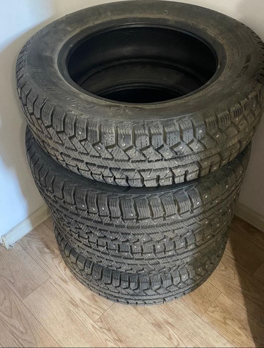 Продам резину на Р15