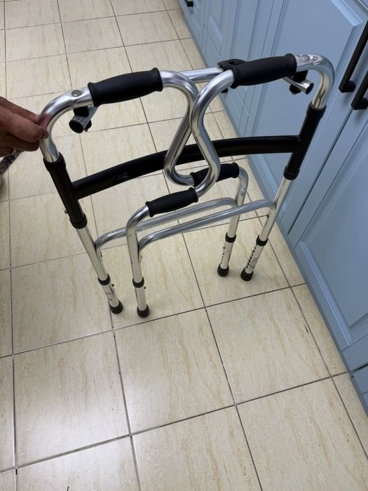 Продам ходунок для взрослых