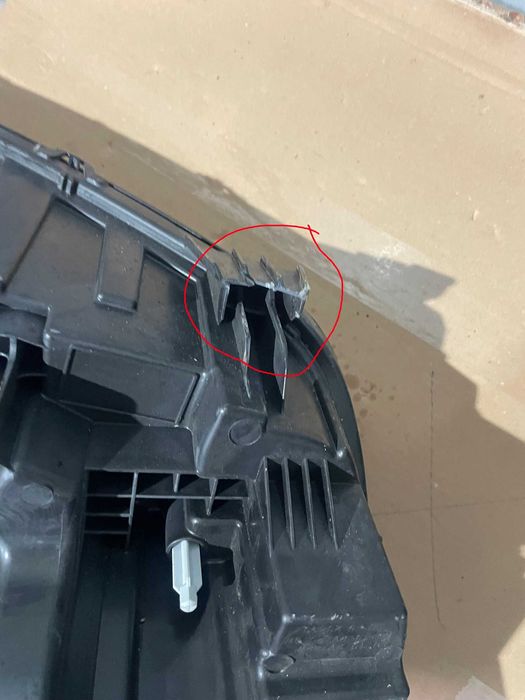 Far stanga led Peugeot 3008 / 5008 An 2020 - 2024  cod 9836230680