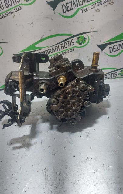 Pompa injectie 0 445 010 102 Peugeot 307 prima generatie (facelift)