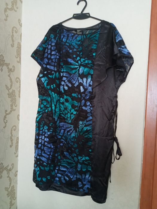 Нарядное женское платье,новое