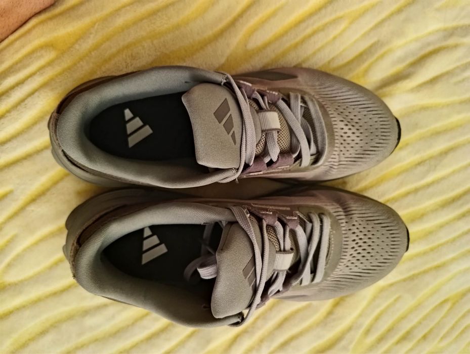Маратонки за бягане  Adidas Questar 3