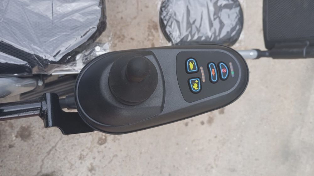 Cărucior electric 24V handicap