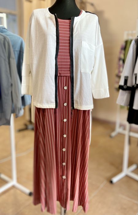 Продам двойку (платье с кофтой)