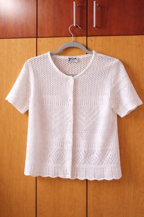 Cardigan/ sweater alb cu nasturi